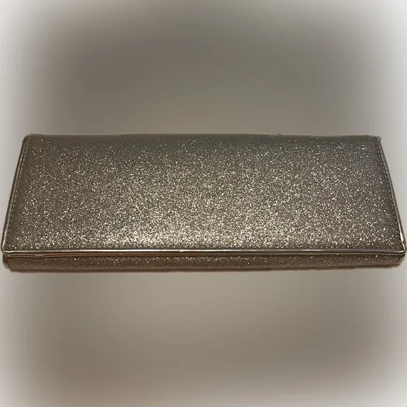 Sold…Aldo beautiful silver clutch or crossbody purse - Picture 3 of 16
